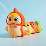 ACROWN Cute Animal Toys for Kids Sensory Worm Animal Wind up Colorful Toy Insect Figurines for Boys and Girls Multicolor Animals Toys Pack of 1 (Chicken Toys Walking Family)